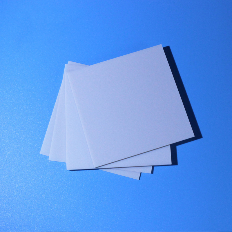 Aplicación del sustrato de cerámica denitruro de aluminio.